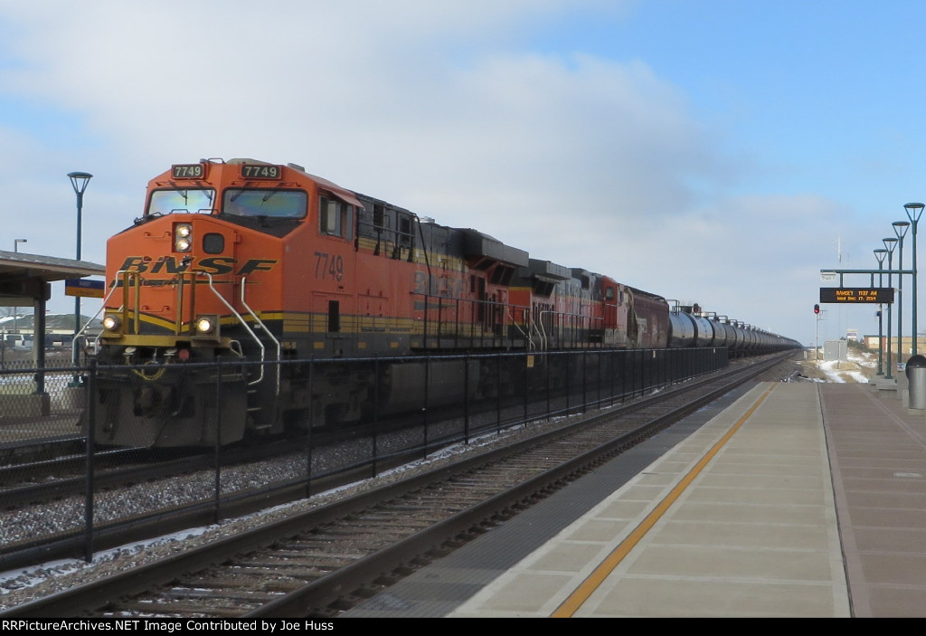 BNSF 7749 East